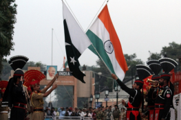 پاک بھار ت کشیدگی کے باعث عوام بے چین ، اللہ خیر کرے ، چیف جسٹس