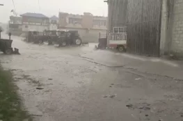 خیبر پختونخوا میں طوفانی بارش اور آندھی سے تباہی، 2 افراد جاں بحق، 63 زخمی