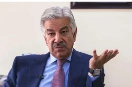 جن طالبان کیلئے ہم نے الزامات برداشت کیے آج وہ ہندوستان کیساتھ کھڑے ہیں ، خواجہ آصف