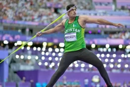 ارشد ندیم نے ایشین ایتھلیٹکس میں 50 سال بعد پاکستان کے لیے گولڈ جیت کر تاریخ رقم کر دی