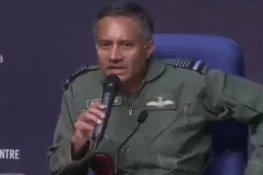 رافیل مار گرانے کا معاملہ:بھارتی ایئر چیف کانپنے لگا، سوال گھما دیا، میں دشمن کو فائدہ نہیں پہنچانا چاہتا
