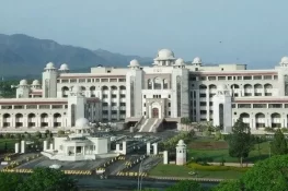 وزیر اعظم ہاؤس کے اخراجات میں اضافہ، کفایت شعاری کا دعویٰ کہاں گیا؟