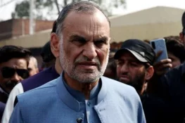 کوہستان کرپشن سکینڈل: نیب نے اعظم سواتی کو 23 جون کو طلب کر لیا