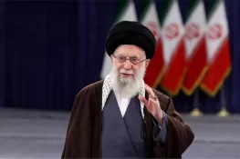 ایران میں ممکنہ رجیم چینج؟ اقتدار کے لیے ممکنہ دعوے دار کون ہوں گے؟