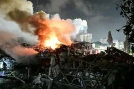 ایران کا اسرائیل پر بڑا میزائل حملہ، وسطی اسرائیل تاریکی میں ڈوب گیا