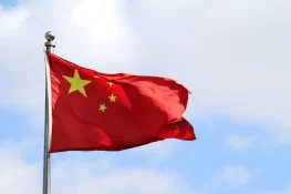 چین کی امریکہ کو تنبیہ: "ایران کی جوہری تنصیبات پر حملہ ناقابلِ قبول ہے”