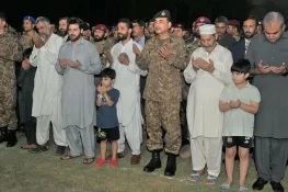 میجر سید معیز عباس کی نماز جنازہ ادا، فیلڈ مارشل عاصم منیر کی خصوصی شرکت