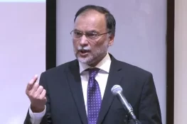 7 اور 10 مئی نے ثابت کیا پاکستان تگڑی قوم ہے، سپہ سالار نے بھارت کو دن میں تارے دکھا دیے، احسن اقبال