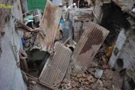 بارش کے باعث مکان کی چھت گرنے سے ایک ہی خاندان کے 4 افراد زخمی