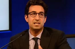 امریکی حملہ ایران کی تاریخ کا انقلابی موڑ بن سکتا ہے، کریم سجادپور