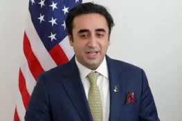 بلاول بھٹو بھارتی جارحیت بے نقاب کرنے نیویارک پہنچ گئے، عالمی محاذ پر سفارتی جنگ کا آغاز