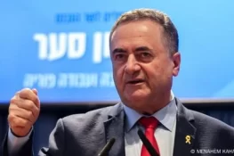 خامنہ ای کو قتل کرنے کا منصوبہ بنایا لیکن موقع نہ ملا : اسرائیلی وزیر دفاع