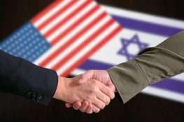 اسرائیل کا امریکا سے مدد مانگنا اس کی کمزوری کی علامت ہے، آیت اللہ خامنہ ای