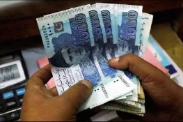 آپ کی تنخواہ نہیں بڑھ رہی؟ یہ آسان اور مؤثر طریقے آزمائیں