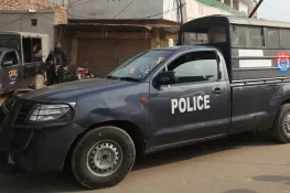 جہلم: زمین کے تنازع پر دو گروپوں میں تصادم، خاتون سمیت 5 افراد زخمی