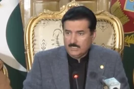گورنر راج کا کوئی ارادہ نہیں، ہارس ٹریڈنگ روکنا حکومت کی ذمہ داری، گورنر کے پی
