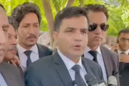 عمران خان کے بیٹے پاکستان آئیں گے، نعیم پنجوتھا