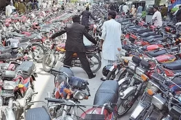 کراچی کی 32 سڑکوں پر پارکنگ فیس ختم، نوٹیفکیشن جاری