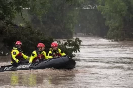ٹیکساس میں سیلاب اور طوفانی بارشوں سے ہلاکتیں 120 تک جا پہنچیں