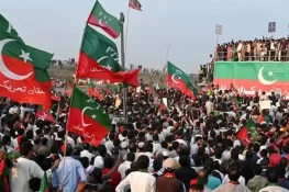 تحریک انصاف کا قافلہ لاہور پہنچ گیا، احتجاجی حکمت عملی پر مشاورت جاری