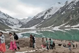 ناران، کاغان اور سیف الملوک جھیل جانے والے سیاحوں کے لیے انٹری فیس لازم قرار