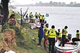 گجرات کے علاقے سرخ پور میں دریائے توی میں پانی کی سطح بلند، 25 افراد کو ریسکیو کرلیا گیا