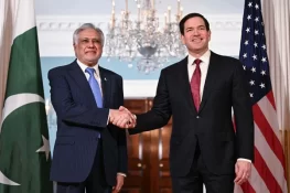 اسحاق ڈار کی امریکی وزیر خارجہ سے ملاقات، مسئلہ کشمیر اور دوطرفہ تعاون پر گفتگو