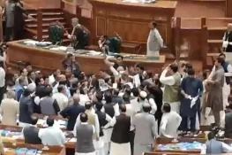 پنجاب اسمبلی میں شور شرابہ ، 26 اپوزیشن ارکان کے خلاف نااہلی ریفرنس دائر