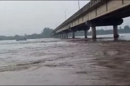 دریائے چناب میں پانی کی سطح میں مسلسل اضافہ، موضع ساہمل سمیت دیگر علاقوں میں شدید دریائی کٹاؤ