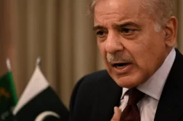 فرسودہ نظام سے ترقی ممکن نہیں، وزیراعظم کی ماہرین پر مشتمل ماڈل اپنانے کی ہدایت