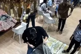 منگیتر کے ناپسندیدہ لہنگے پر بپھرا نوجوان، دکان پر دھاوا بول دیا