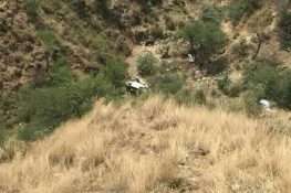 وادی نیلم میں جیپ کھائی میں جاگری، ایک ہی خاندان کے 4 افراد جاں بحق