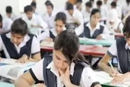 کرائے کی عمارتوں میں قائم سرکاری اسکول بند کرنے پر غور