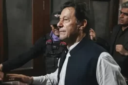 عمران خان کی قاسم اور سلیمان سے فون پر گفتگو، عدالت کے حکم پر اجازت ملی