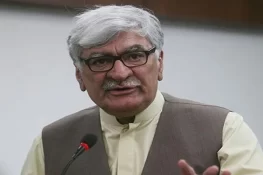 اسفندیار ولی کا پی ٹی آئی رکن اسمبلی کو 10 کروڑ روپے ہرجانے کا نوٹس