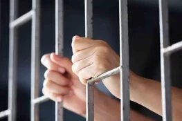 بزرگ خاتون کی بالیاں چھیننے والا ملزم ساتھی سمیت پولیس مقابلے میں ہلاک