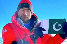 پاکستانی کوہ پیماؤں نے ہندوکش کی بلند ترین چوٹی تریچ میر سر کرلی
