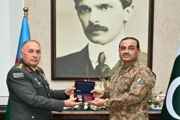 فیلڈ مارشل عاصم منیر کو آذربائیجان کے اعلیٰ ’’پیٹریاٹک وار میڈل‘‘ سے نواز دیا گیا