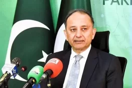 غریبوں کی بستیاں اجاڑ کر بااثر افراد کے ریزورٹس بچائے گئے، مصدق ملک