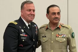 امریکی جریدے نے پاکستانی آرمی چیف کو طاقتور شخصیت قرار دیدیا