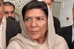 بانی پی ٹی آئی نے ضمنی انتخابات میں حصہ نہ لینے کا اعلان کر دیا، علیمہ خان