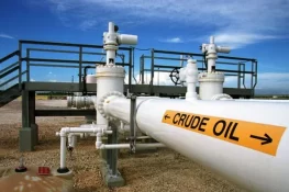 نجی کمپنی کی زیرزمین پائپ لائن سے کروڑوں روپے کا کروڈ آئل چوری، چار ملزمان نامزد