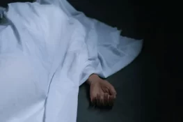 گجرات: خاتون کو ڈنڈوں سے پیٹ کر قتل کر دیا گیا