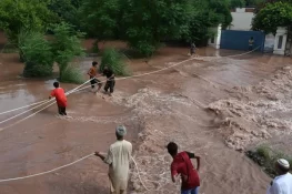 سیلابی ریلا جھنگ میں داخل، ملتان سے 10 لاکھ کیوسک کا ریلا گزرنے کا امکان