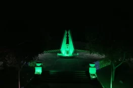 جہلم سول لائن روڈ سبز و سفید روشنیوں سے جگمگا اُٹھی