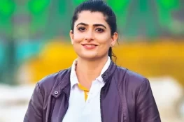 سابق کپتان ثناء میر کا کھویا ہوا والٹ معجزاتی طور پر واپس مل گیا