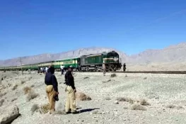 جعفر ایکسپریس دھماکے سے بال بال بچ گئی، سیکیورٹی الرٹ