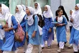 طلبہ کیلئے خوشخبری: پنجاب کے اسکولوں میں گرمیوں کی چھٹیاں 31 اگست تک بڑھنے کا امکان