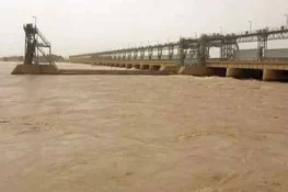 ہیڈ قادرآباد پر خطرناک صورتحال، بند ٹوٹنے کا خدشہ