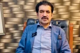 شیر افضل مروت کا پی ٹی آئی کارکنوں کے نام اہم پیغام: علیمہ خان پر سنگین الزامات، سیاست چھوڑنے کی دھمکی